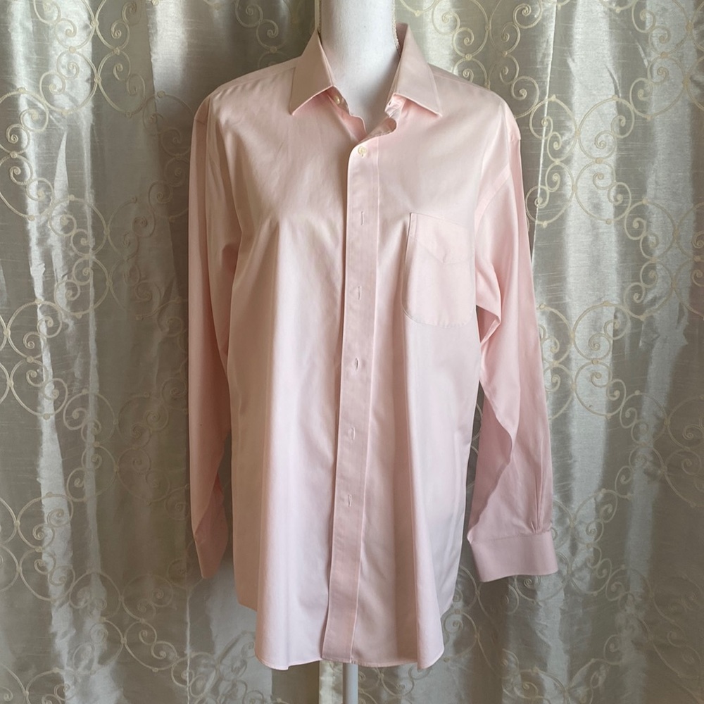 SOLD! Brooks Bros Men’s Button Down Dress Shirt, pale pink, neck size 16-33 👔